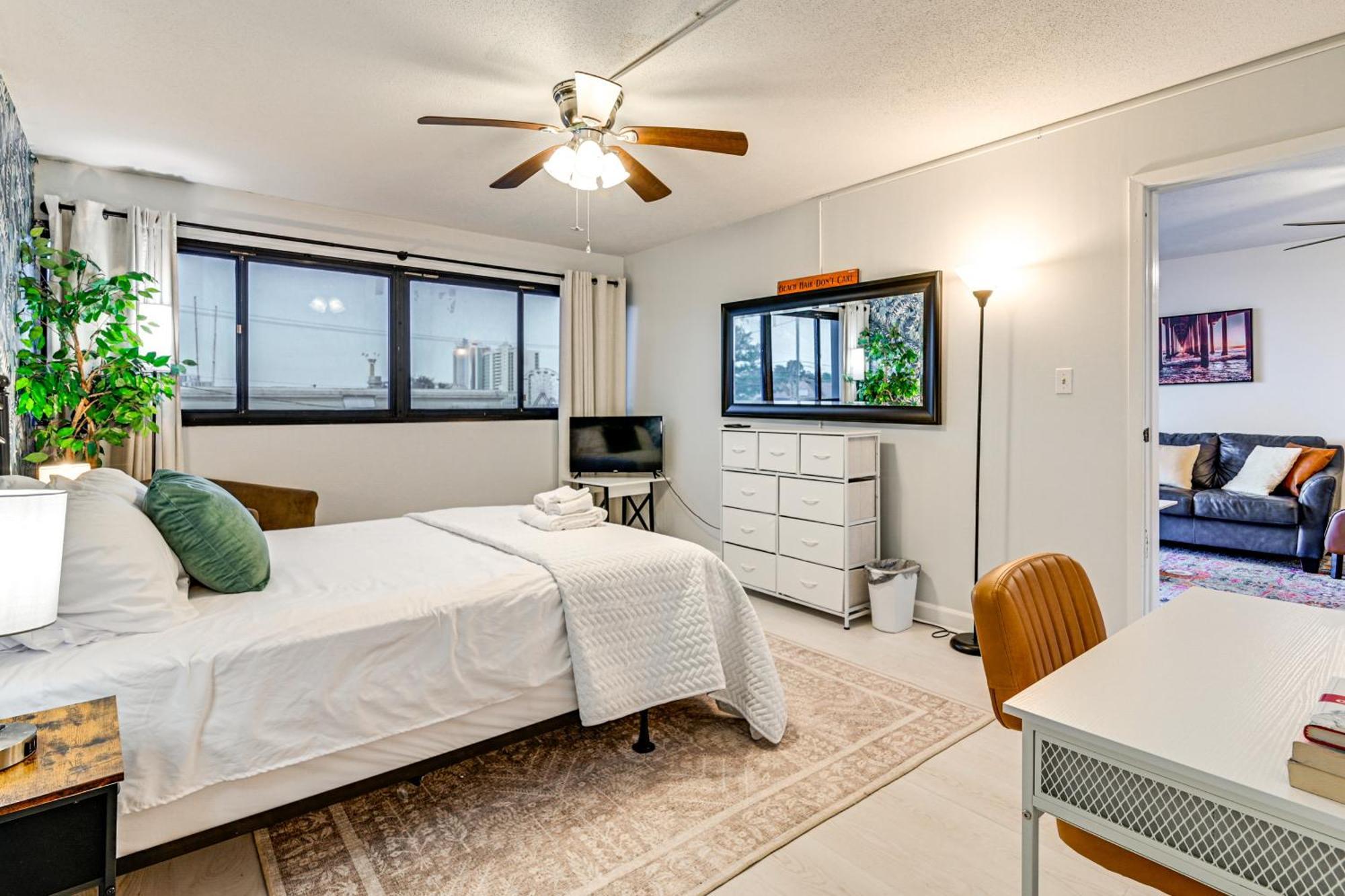 Updated Resort Condo, Walk To Myrtle Beach! Esterno foto